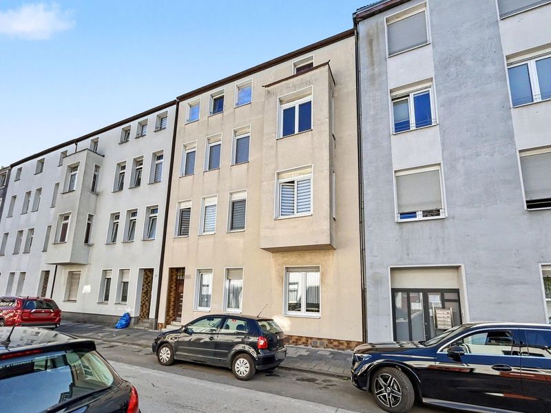 Charmante 3-Zimmer-Dachgeschosswohnung in Duisburg-Wanheimerort